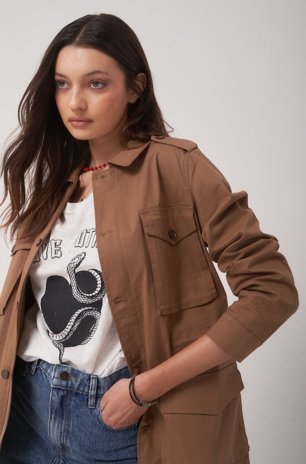 CAMPERA BOND
