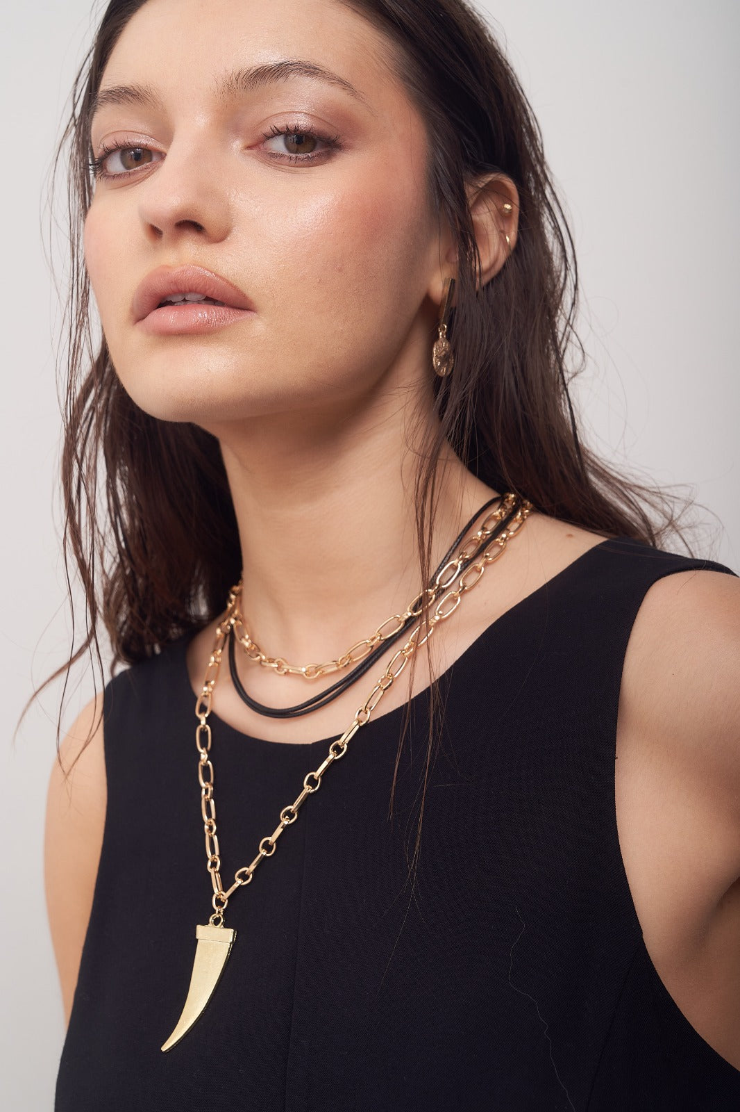COLLAR BEAK