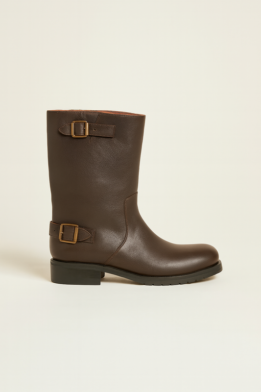 BOTA CAZU